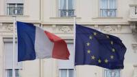 "بلومبرغ": فرنسا تطلب من الاتحاد الأوروبي فرض عقوبات جديدة ضد روسيا