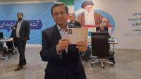 عبد الناصر همتي يقدم أوراق ترشحه للانتخابات الرئاسية في إيران