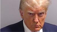 "احمر وجهه وتوجه لنجله".. هكذا تلقى ترامب الحكم بإدانته في نيويورك